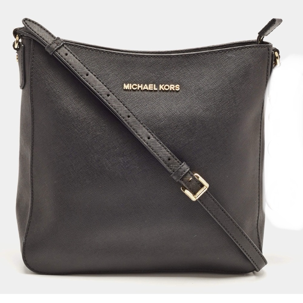 Michael Kors Black Leather Jet Set Messenger Bag